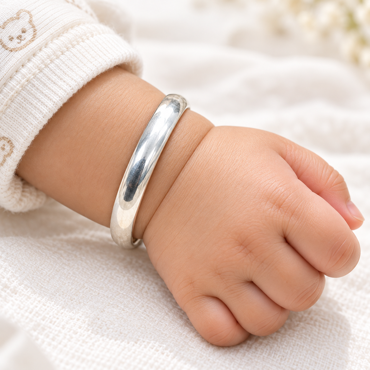 Silver Baby Kada Bracelet – Elegant Classic Design